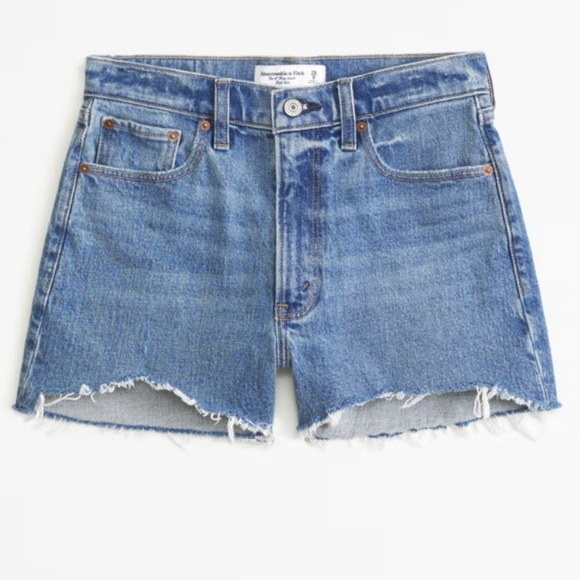 Abercrombie & Fitch Pants - *SOLD* Abercrombie Mom Short High Rise